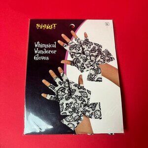 Spirit Halloween / Alice in wonderland themed fingerless gloves 🤍🖤​​​​​​​​